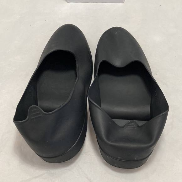 LADY'S Weather Stretch Overshoes - Picture 2 of 9